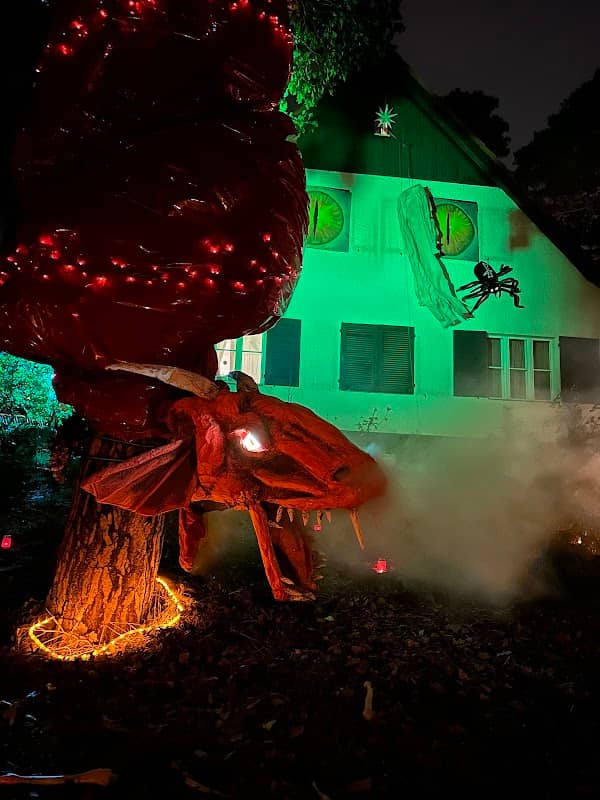 Halloween Haus Rehbrücke - Image 1