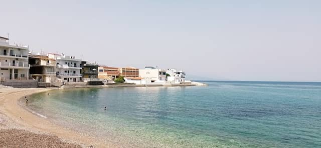 ΠΑΡΑΛΙΑ ΙΝΤΕΝ - Image 1