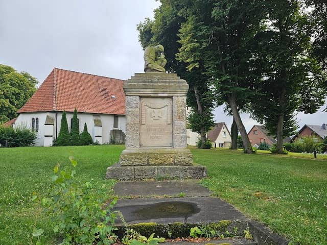 Mahnmal Weltkriege - Image 1