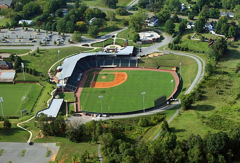 Pioneer Park - Image 2