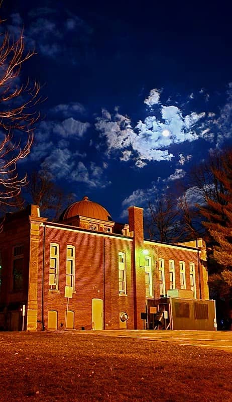 College Park - Image 1