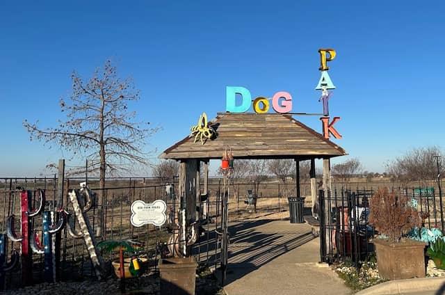 Dog Park - Image 1