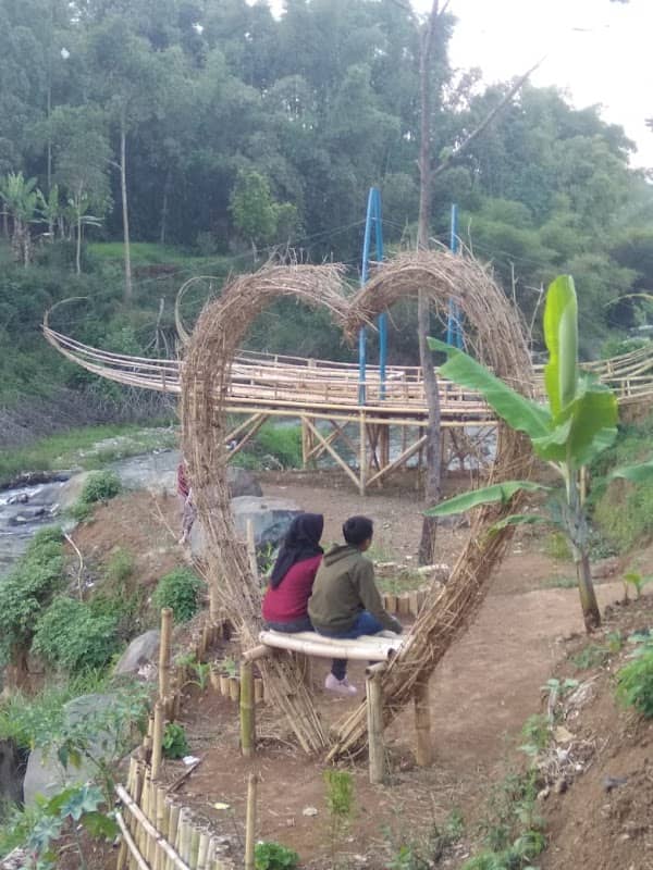 Cadas Gantung (CG) Desa Sindangsari Kecamatan Cigedug Kabupaten Garut - Image 1