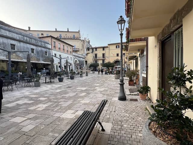 Piazza Vittorio Veneto - Image 1