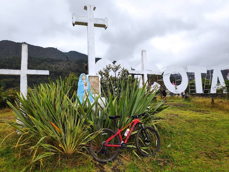 Alto de la cruz - Image 1
