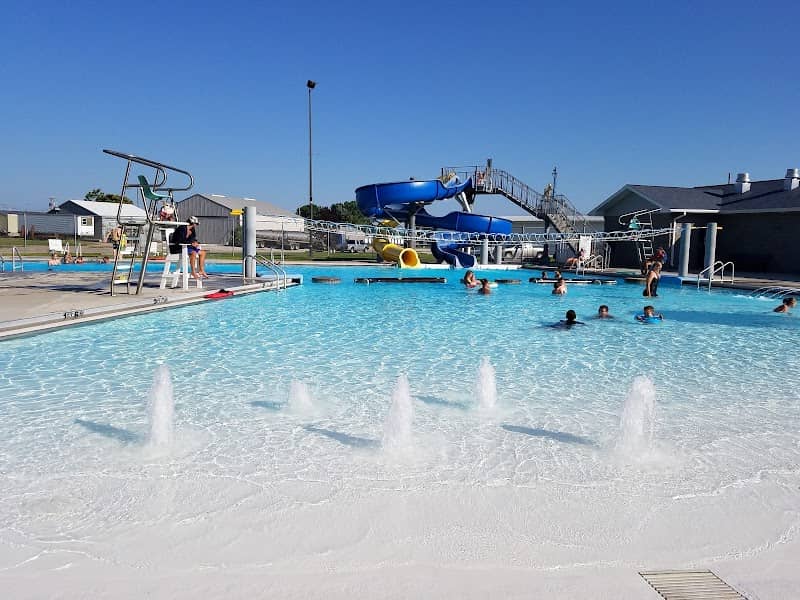 City of St Paul Swimming Pool - Image 1