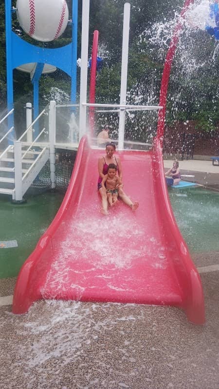 Royal Giants Park - Image 2