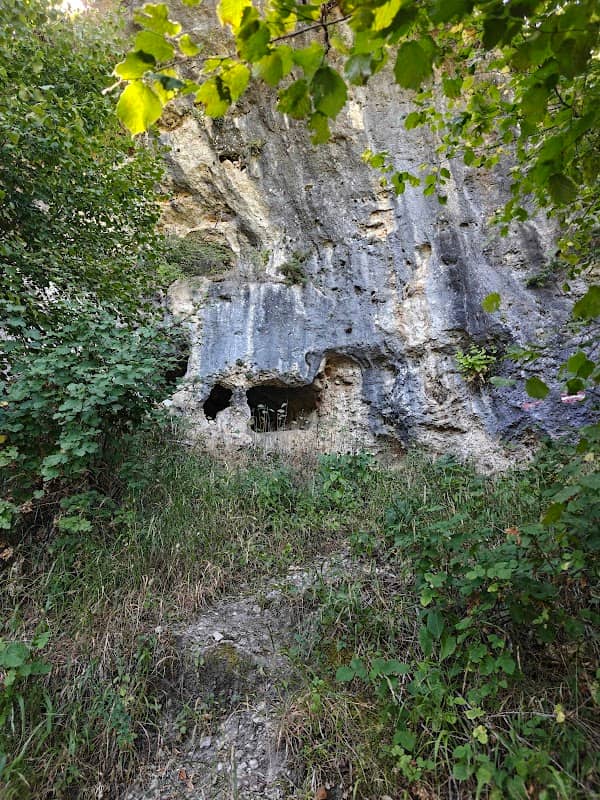 Kapinova Cave - Image 1