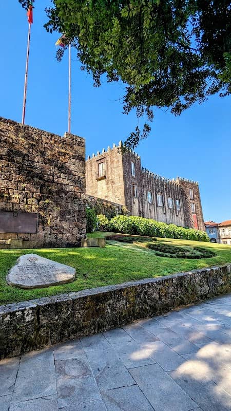 Memorial dos Heróis do Ultramar - Ponte de Lima - Image 1