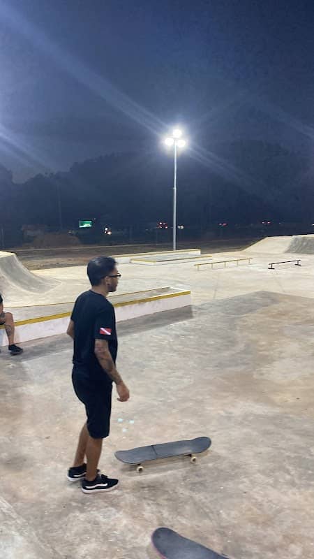 Taman permainan sukan lasak( Skatepark) - Image 1