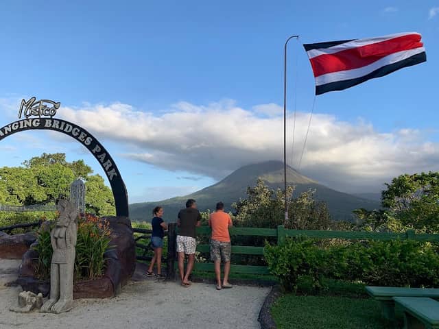 Mirador al Volcán Arenal - Image 3