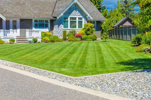 Augusta Lawn Care of Sioux City - Image 1