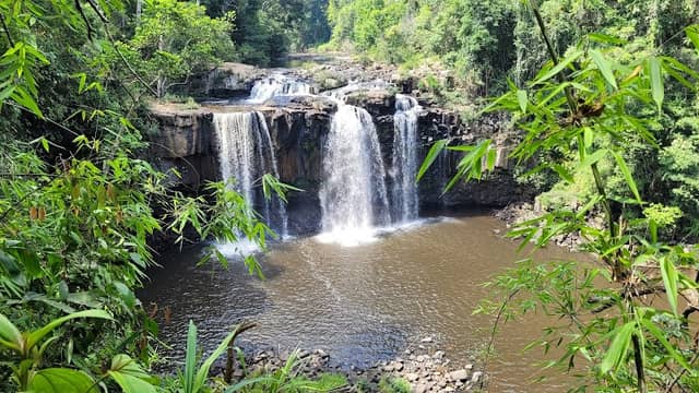 Kon Loc Waterfall - Image 1