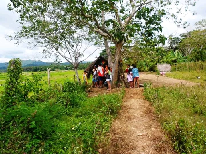 Tumapon Boac River Side - Image 1