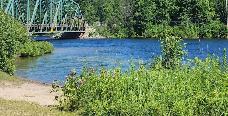 Plage Municipale du Lac Saint-Pierre - Image 2