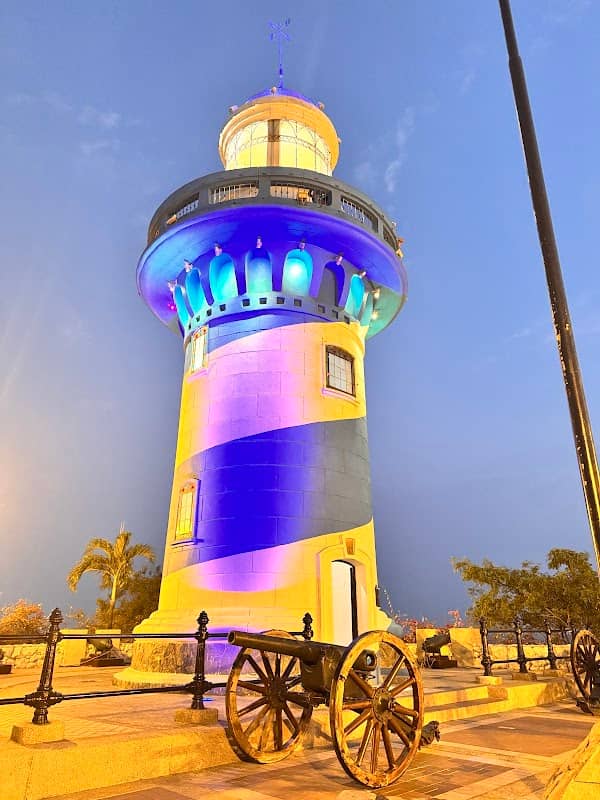 Las Peñas - Image 1