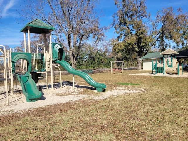 Morris Park - Image 1