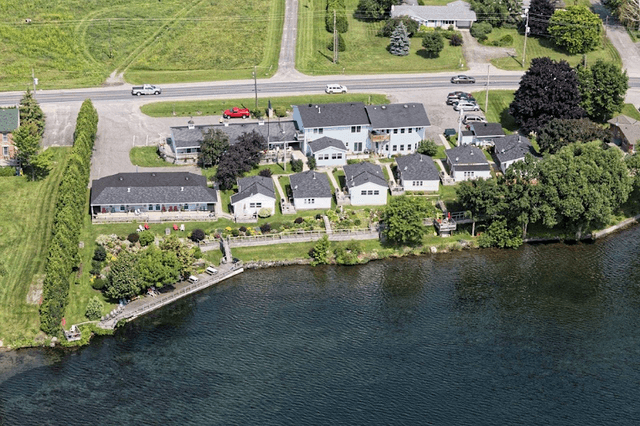 Dewar’s Inn on the River - Image 1