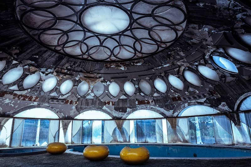 Shams Palace - Image 2