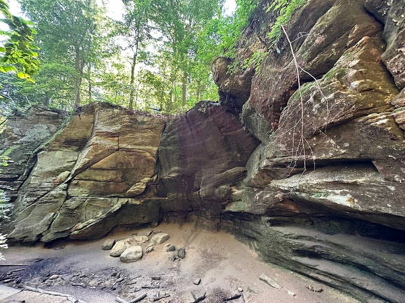Lyons Falls Trailhead - Image 1