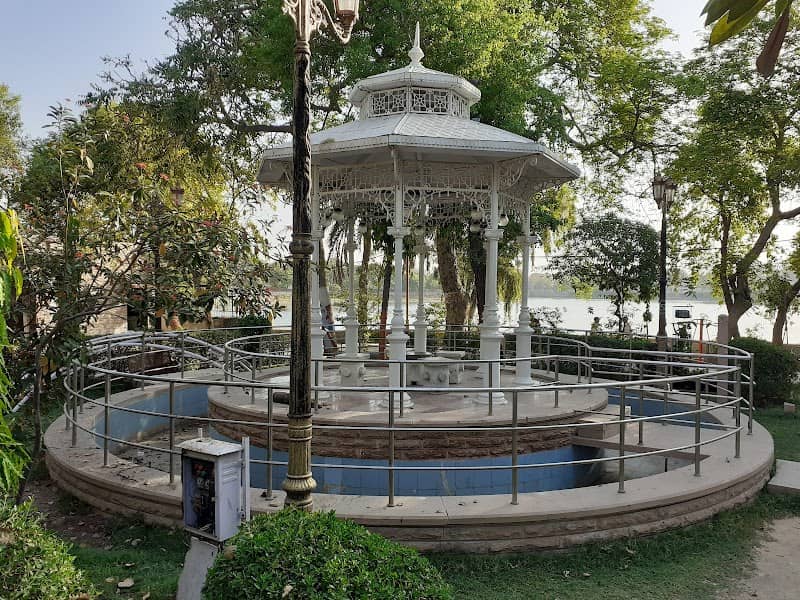 Lakhotiya Garden - Image 1