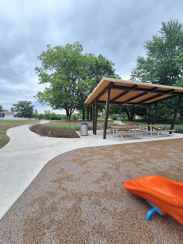Glendell Acres Park - Image 2