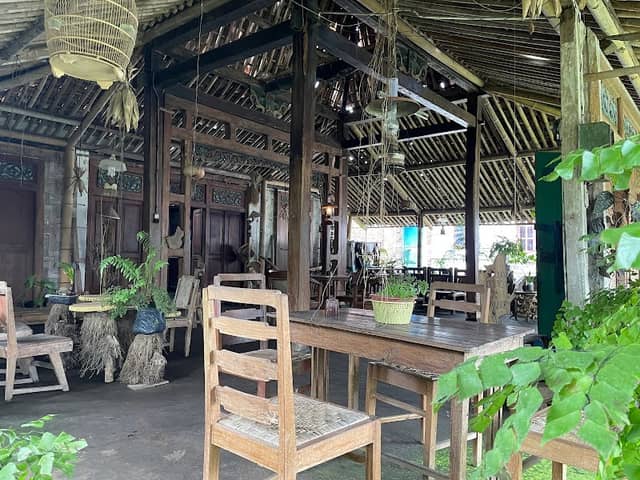 Rumah Pendopo Tua - Image 3