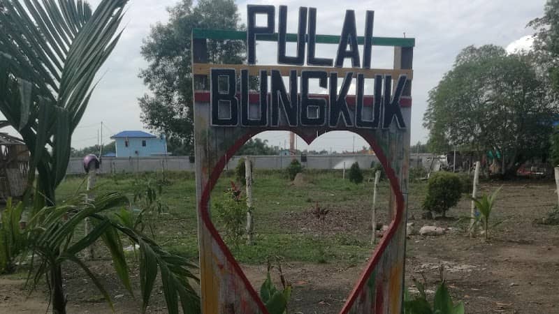 Pantai pulai bungkuk - Image 1