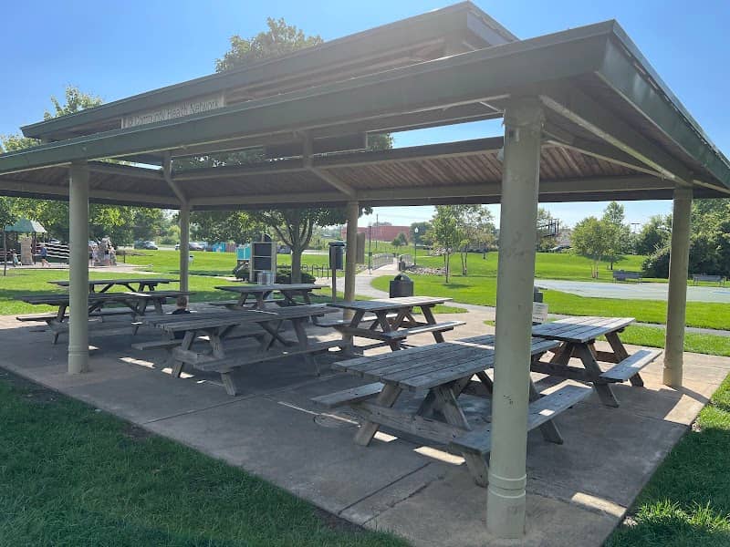 Brookschool Park - Image 2