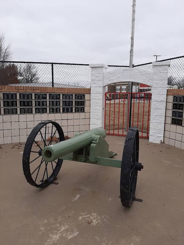 Fairland Veterans Memorial - Image 2