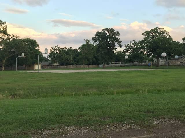 Teague City Park - Image 1