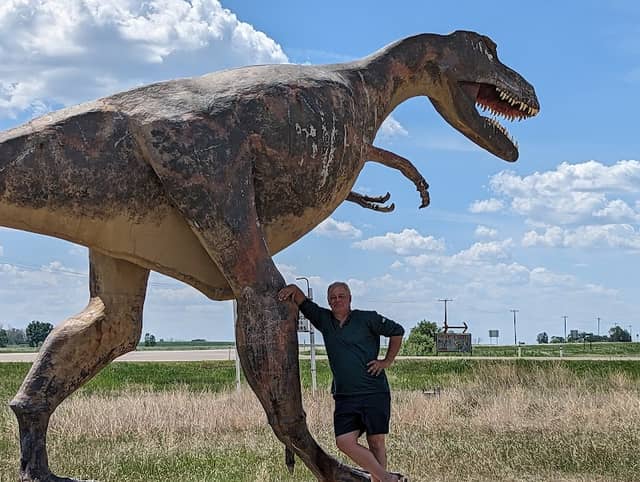Albertosaurus Statue - Image 1
