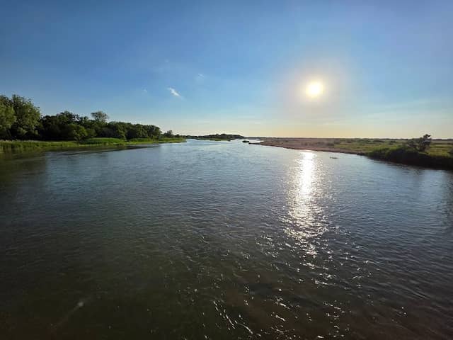 Cranes Viewing Bridge - Image 1