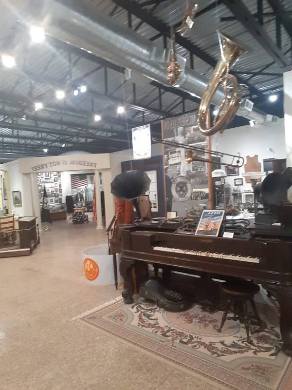 Nowata County Historical Society Museum - Image 1