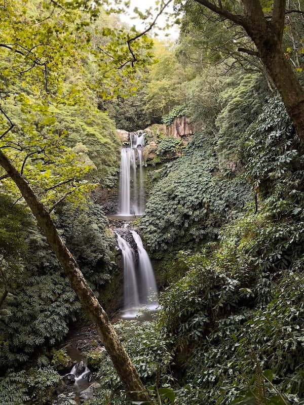 Miradouro das três bicas - Image 1