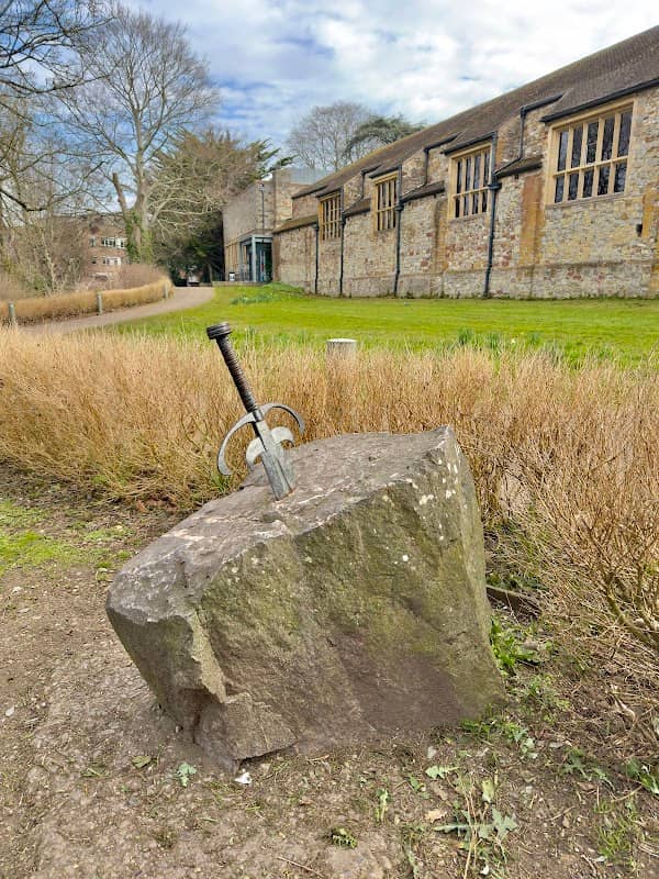 Sword in the stone - Image 2