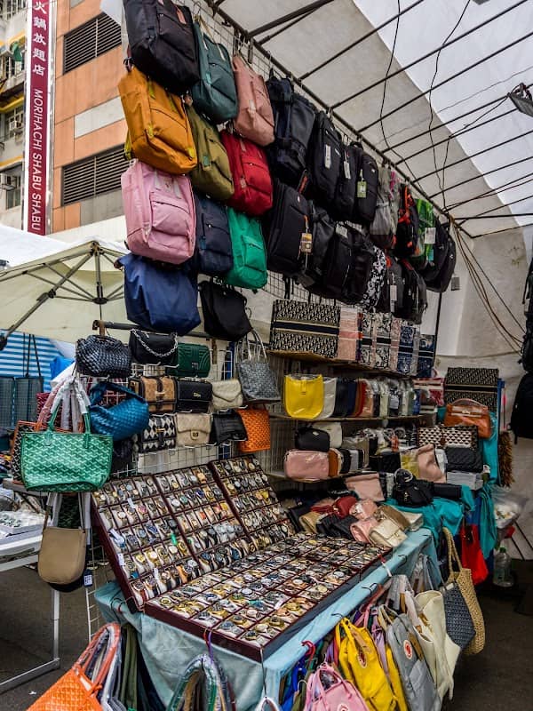 Ladies' Market - Image 3