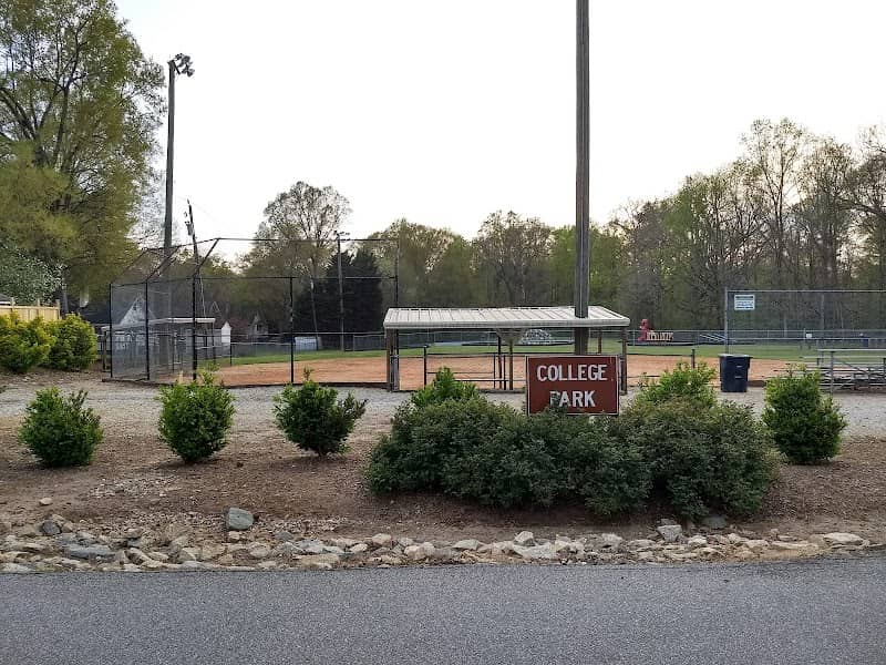 College Park - Image 1