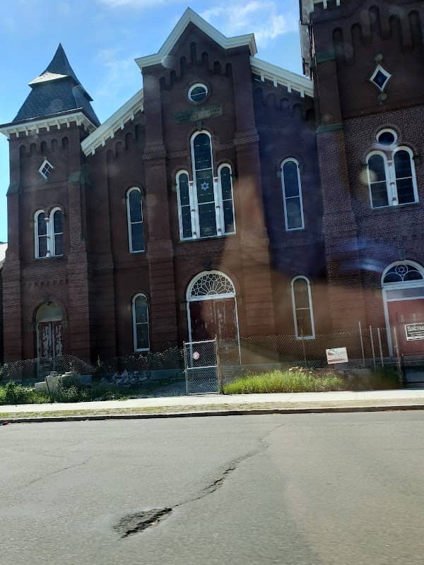 Lynn Commons - Image 2