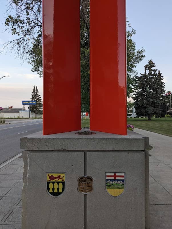 Lloydminster Border Markers - Image 2