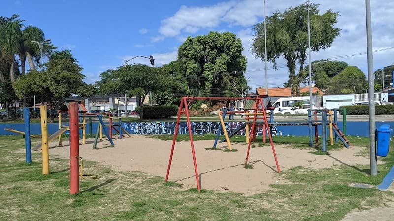 Praça do Bosque - Três Morrinhos - Image 2
