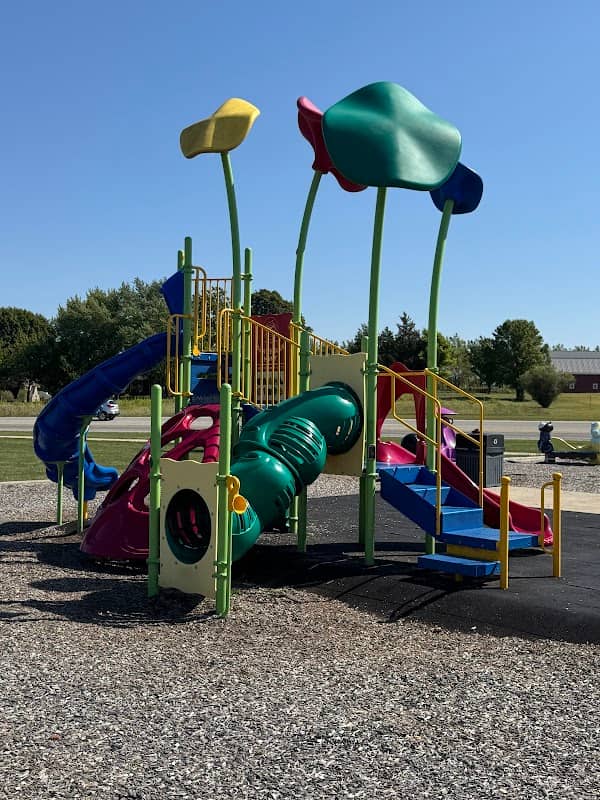 Riverside Gardens Park - Image 2