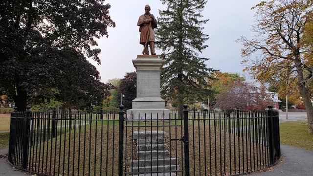 Veterans' Memorial Park - Image 2