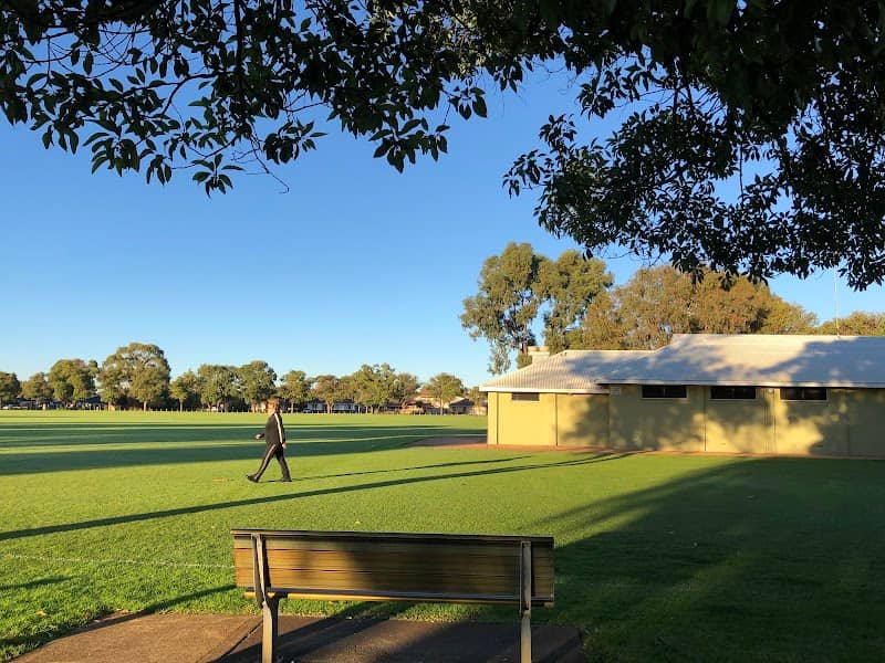 Peet Park - Image 1