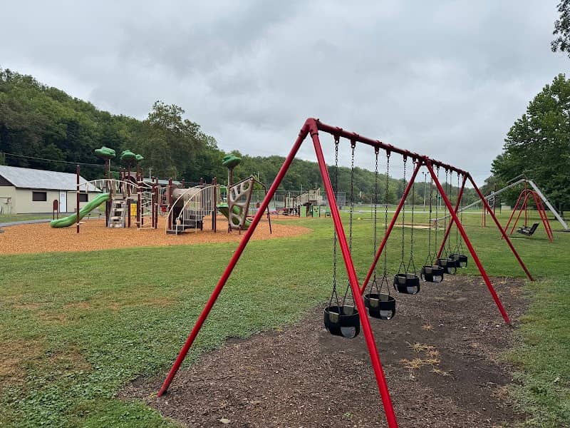 Reedsville Park - Image 1