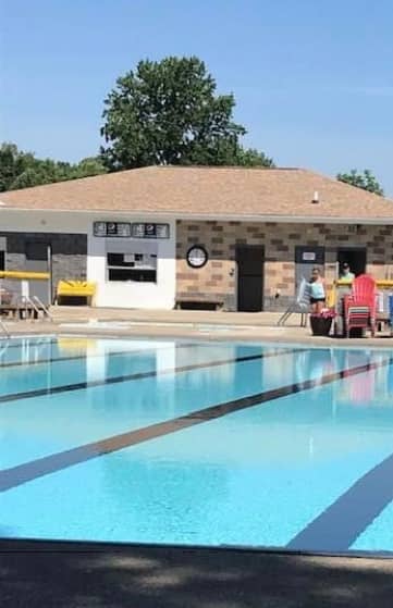 Flatwoods City Pool - Image 1