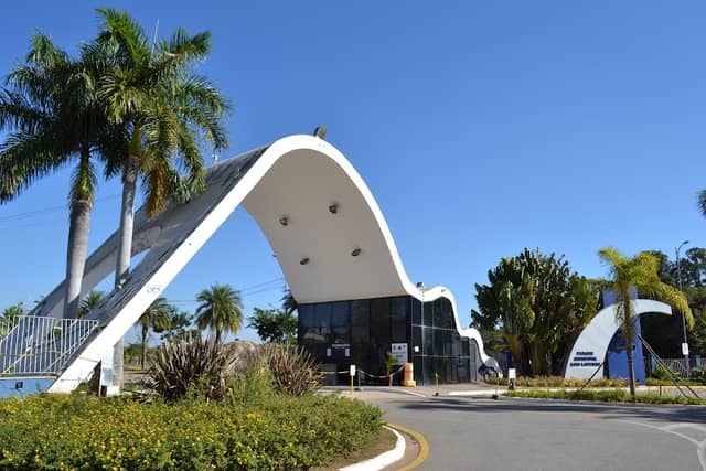 Luis Latorre park - Image 1
