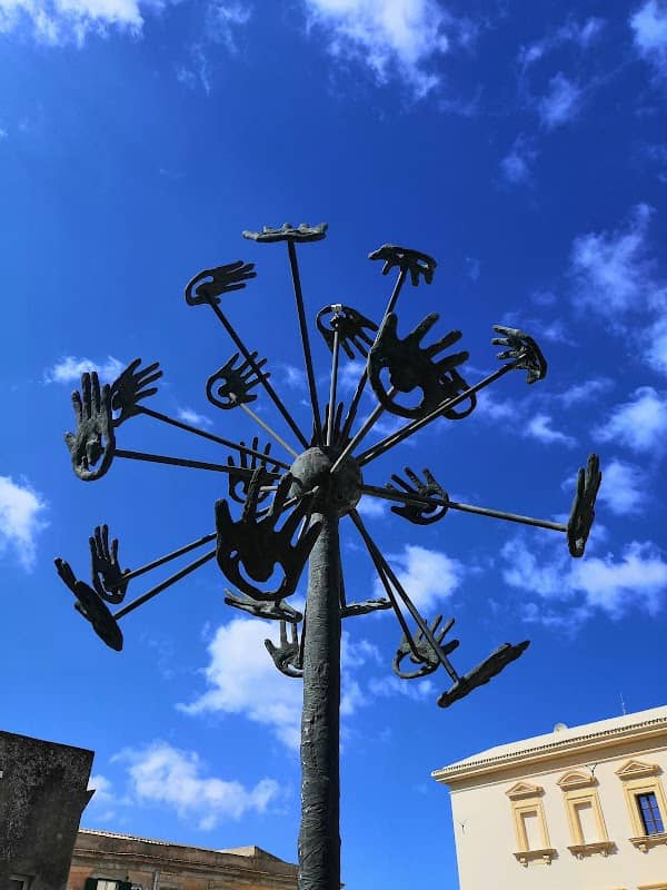 Scultura Dandelion - Image 1