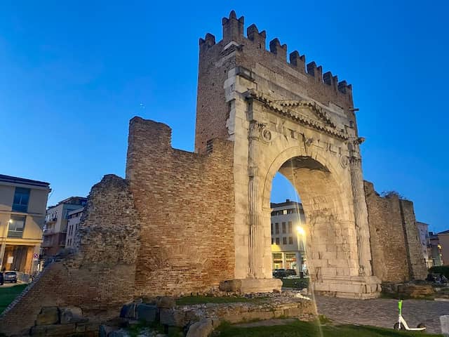 Arco di Augusto - Image 1
