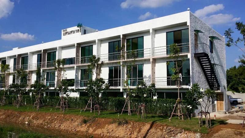 Saen Sabai Resort - Image 1